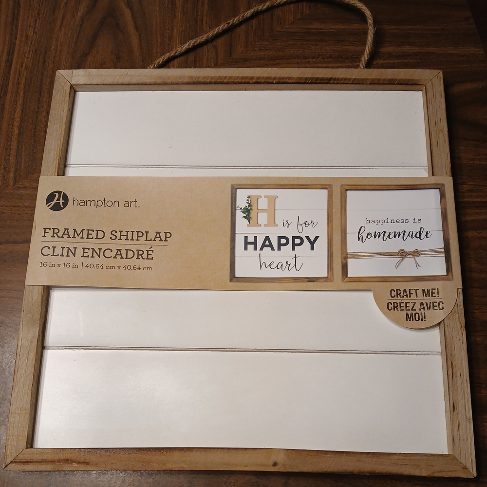 Hampton Art Framed Shiplap Decor